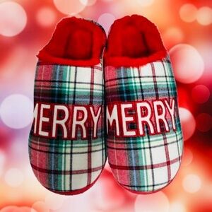 Holiday Lane Family Pajamas Unisex MERRY Plaid Slippers Red and Green Size Large